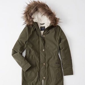 Abercrombie and Fitch Sherpa-lined Military Parka